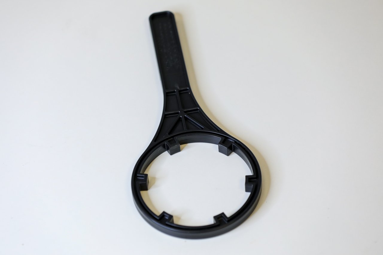 Tucker 2.5" Filter Wrench for exterior cleaning and water-fed window cleaning operators