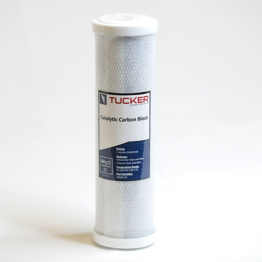 Tucker 2.5" x 10" Chloramine Killer Filter for exterior cleaning and water-fed window cleaning operators