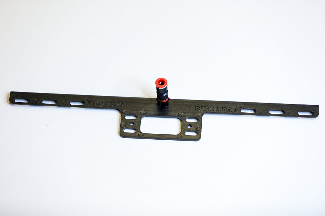 Tucker Over the Top Rinse Bar Large - Plastic for exterior cleaning and water-fed window cleaning operators