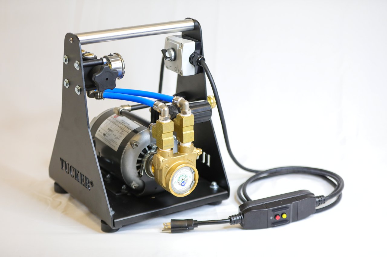 Booster Pump System - 110V for exterior cleaning and water-fed window cleaning operators