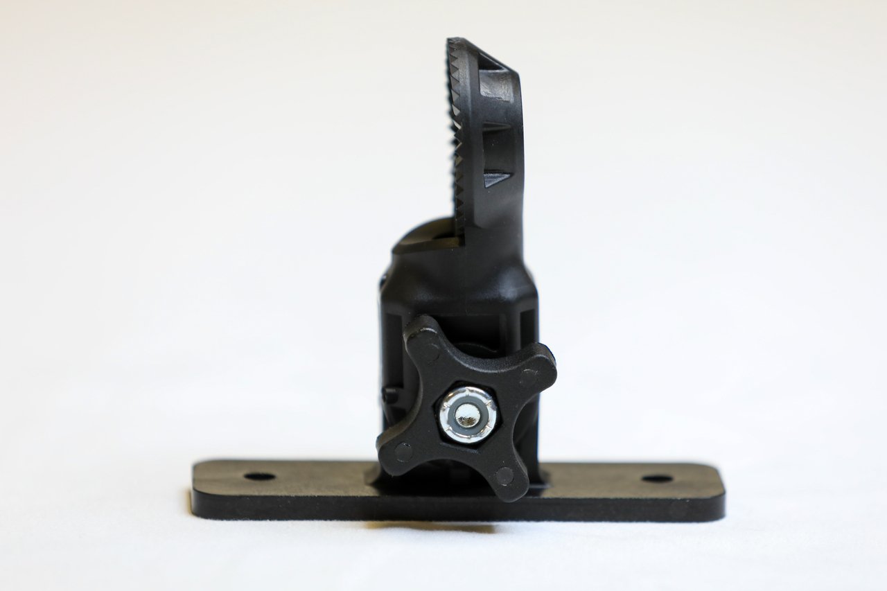 Tucker Swivel Assembly For Swiveling Gooseneck for exterior cleaning and water-fed window cleaning operators