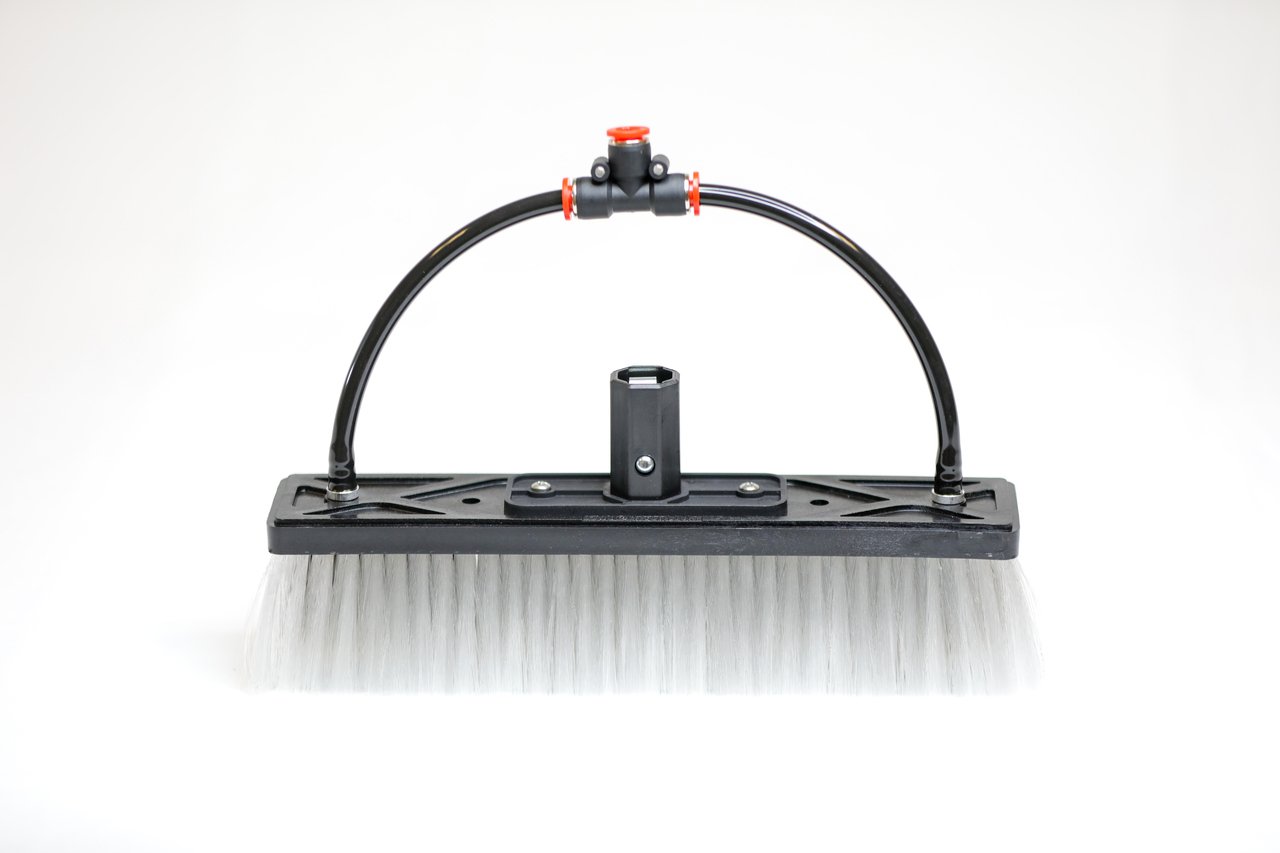 Water Fed Brush | Dual Trim Boar & Nylon Hybrid - 2 Pencil Jets – Standard 11" x